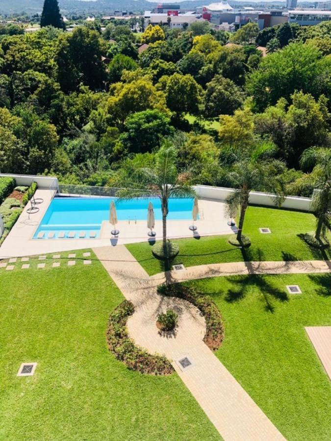 The Regency Hotel Apartment Pretoria-Noord Exteriör bild